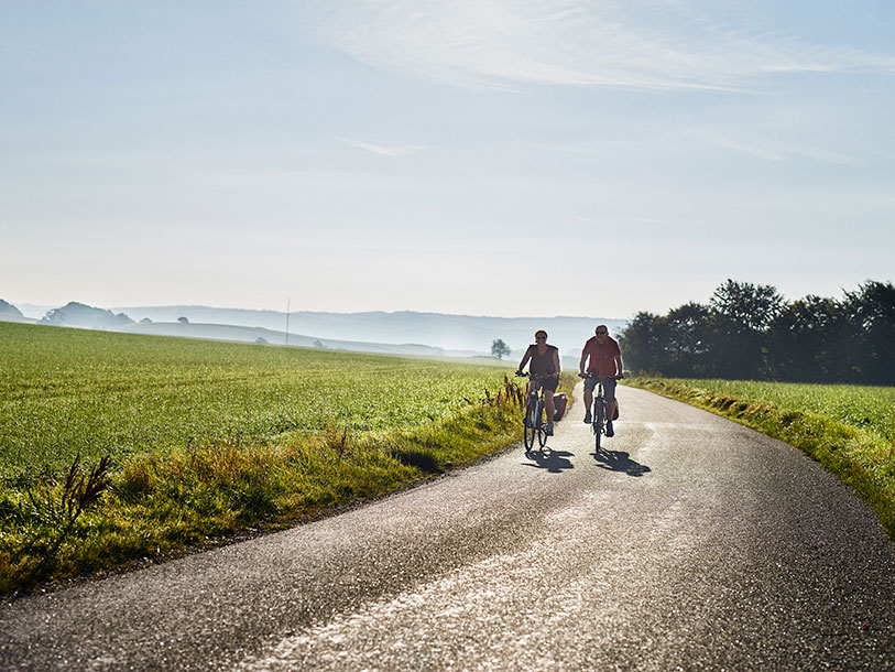 Ge dig ut på två hjul och susa fram på Mols Bjerges cykelvägar