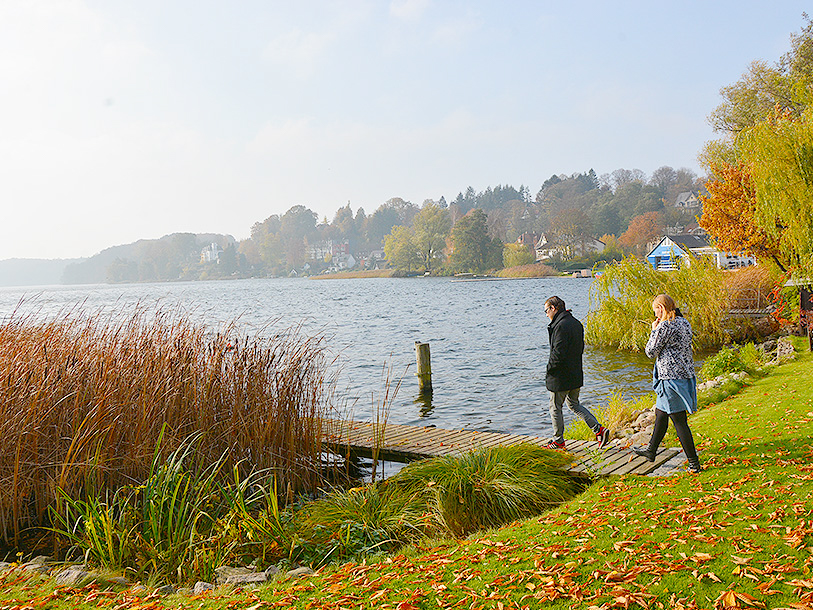 I bor helt ned til søen, hvor vinterdagene indbyder til ro og afslapning