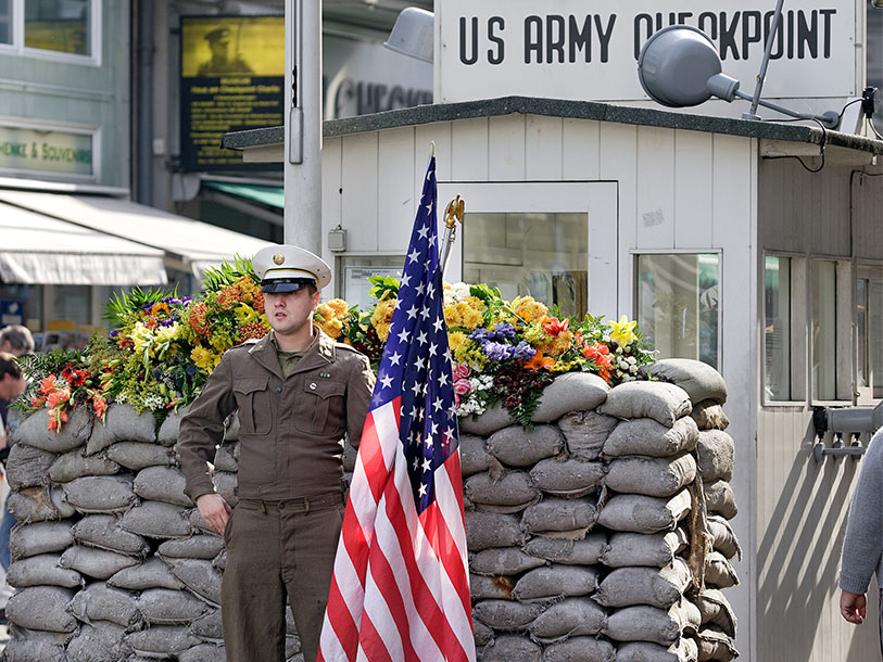 Hotel Gat Point Charlie