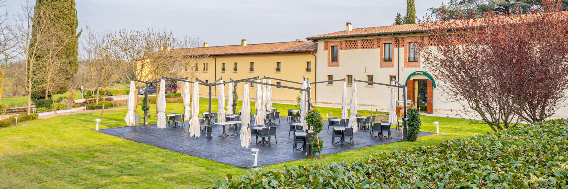 Relais corte cavalli